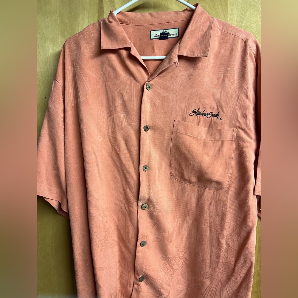 Tommy Bahama prestigious Shadow Creek Golf Course Silk orange Shirt Size Medium